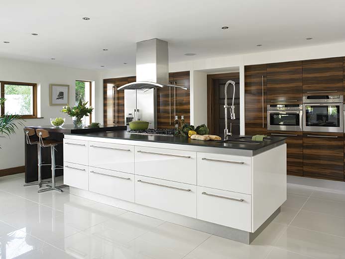 HG Pl Prunus White Venice Kitchen