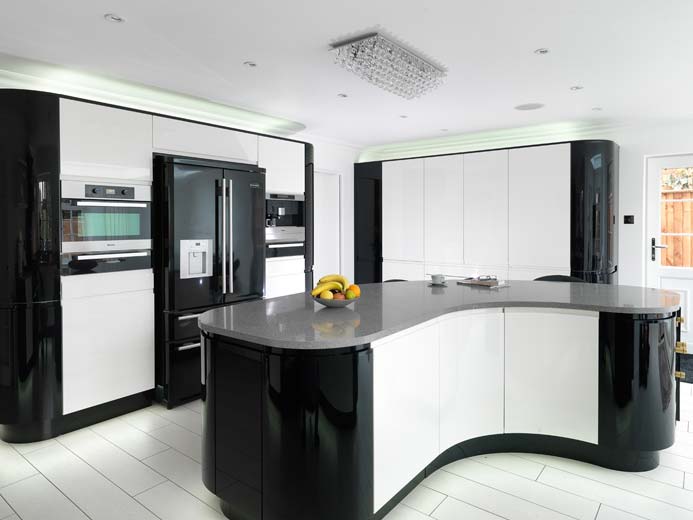 Parapan kitchens alpine and black