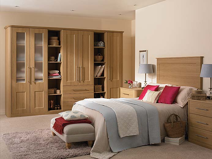 IKD Kitchens – Cambridge – Light Oak bedroom range from Bella